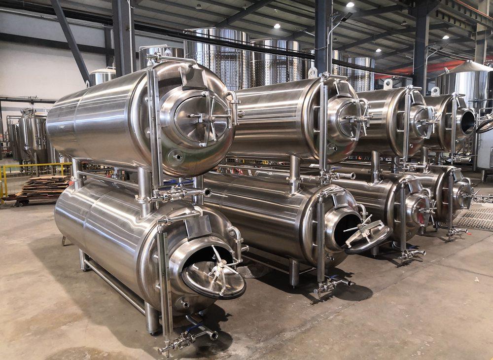 Lager tank,Bright beer tank,Brite tank,horizontal insulated pressure cylindrical vessels, storage tank,beer equipment, brewery equipment